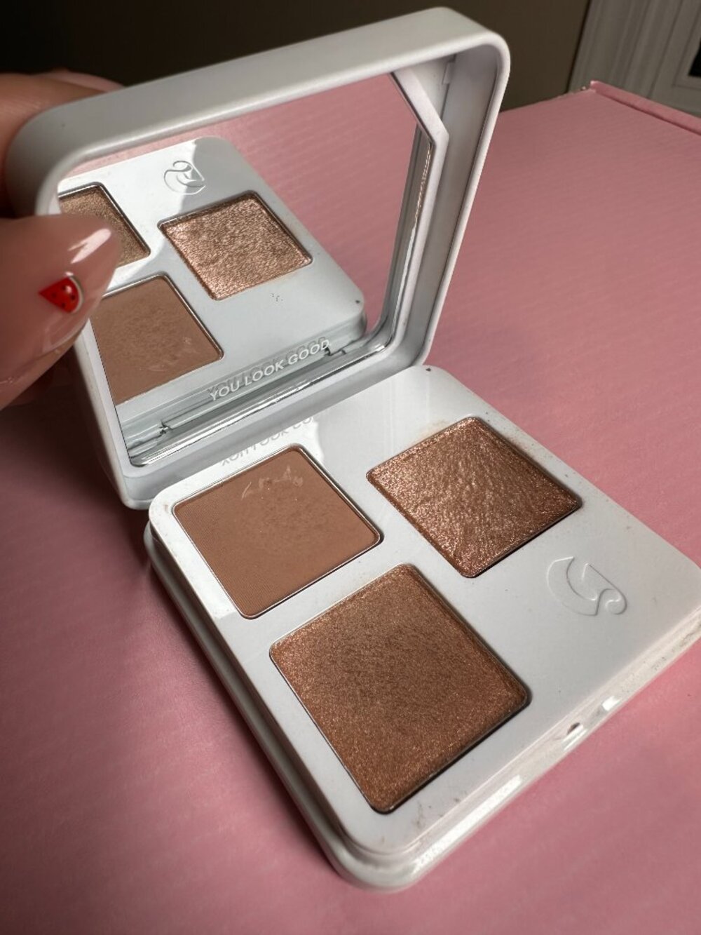 Glossier Monochromes Eyeshadow Almond